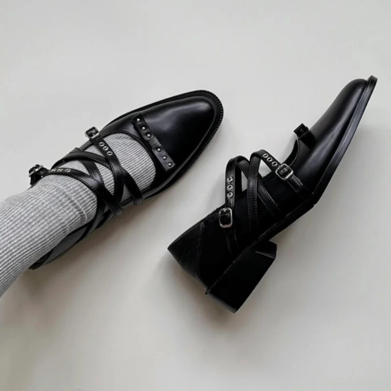 Roman Style Pointed Toe Shoes Mid Heels Rivet Single Shoes Elegant Versatile