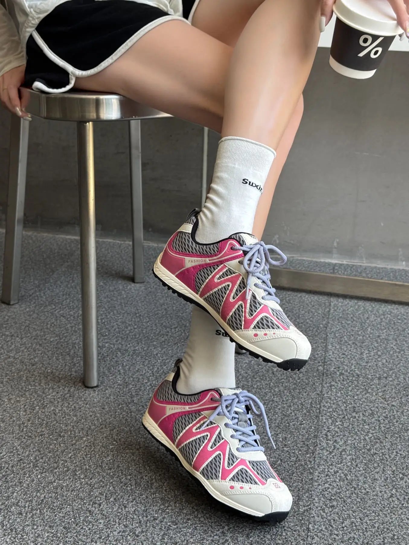 Sneakers Breathable Lace Up Running Shoes Outside Soft Soled Lightweight Comfortable Sneakers