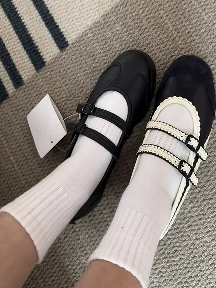 Vintage Round Toe Shallow Mouth Velcro Sports Flat Ballet Shoes Mary Jane Shoes German Training Shoes
