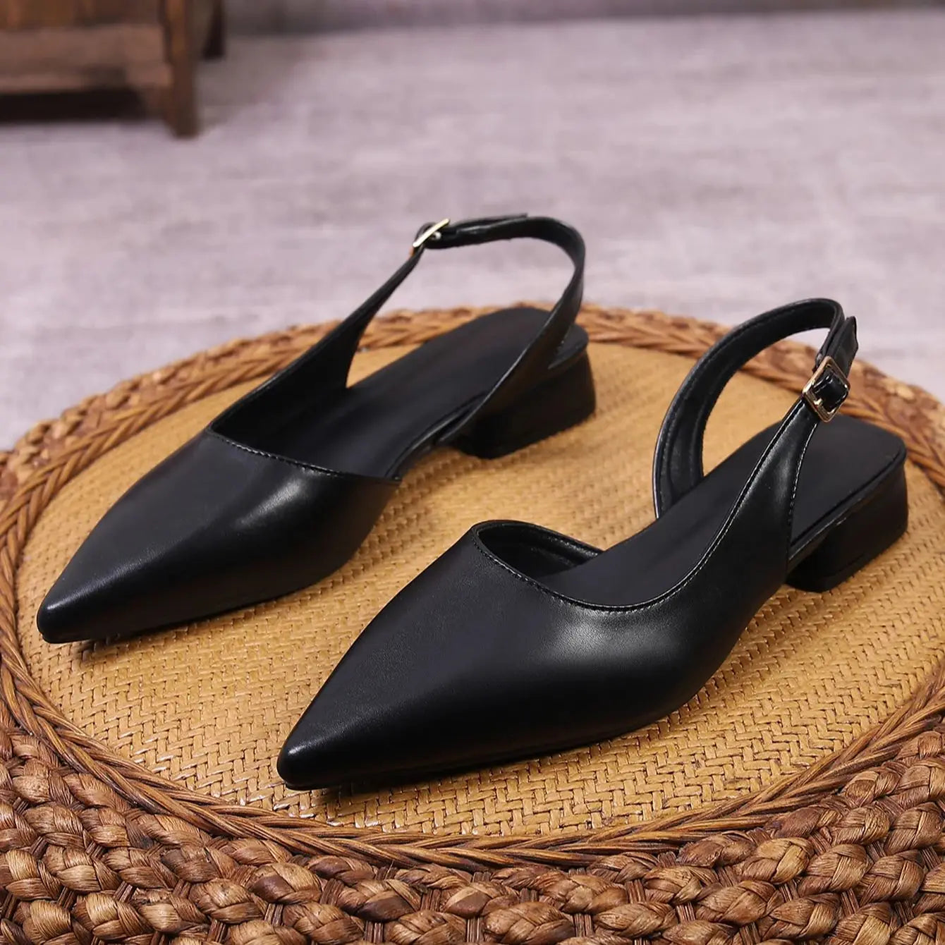 Brand Slingback Shoes Pointed Toe Shallow Slip On Mules Shoes Flat Heel Casual Lady Vacation Slide