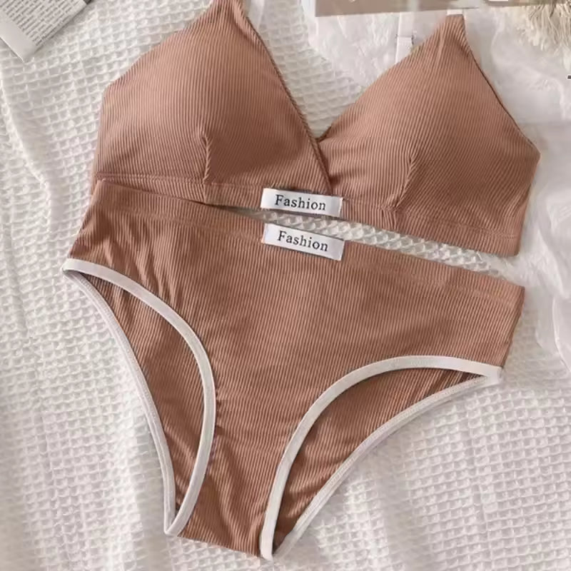 Seamless Bra V-neck Wireless Low Waist Panties Comfort Lingerie Sport Underwear Set