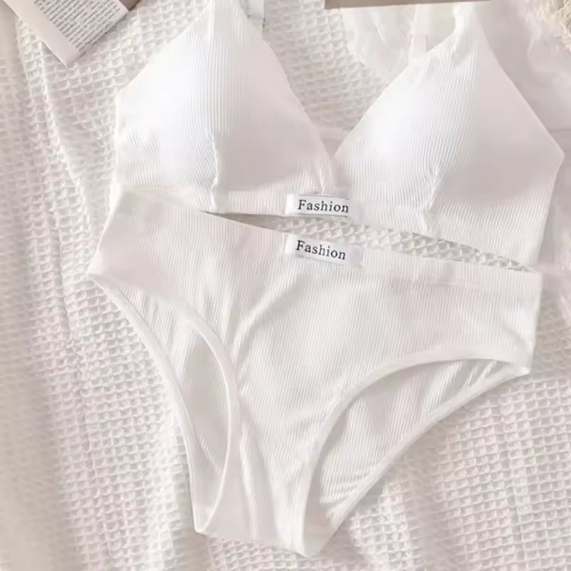 Seamless Bra V-neck Wireless Low Waist Panties Comfort Lingerie Sport Underwear Set