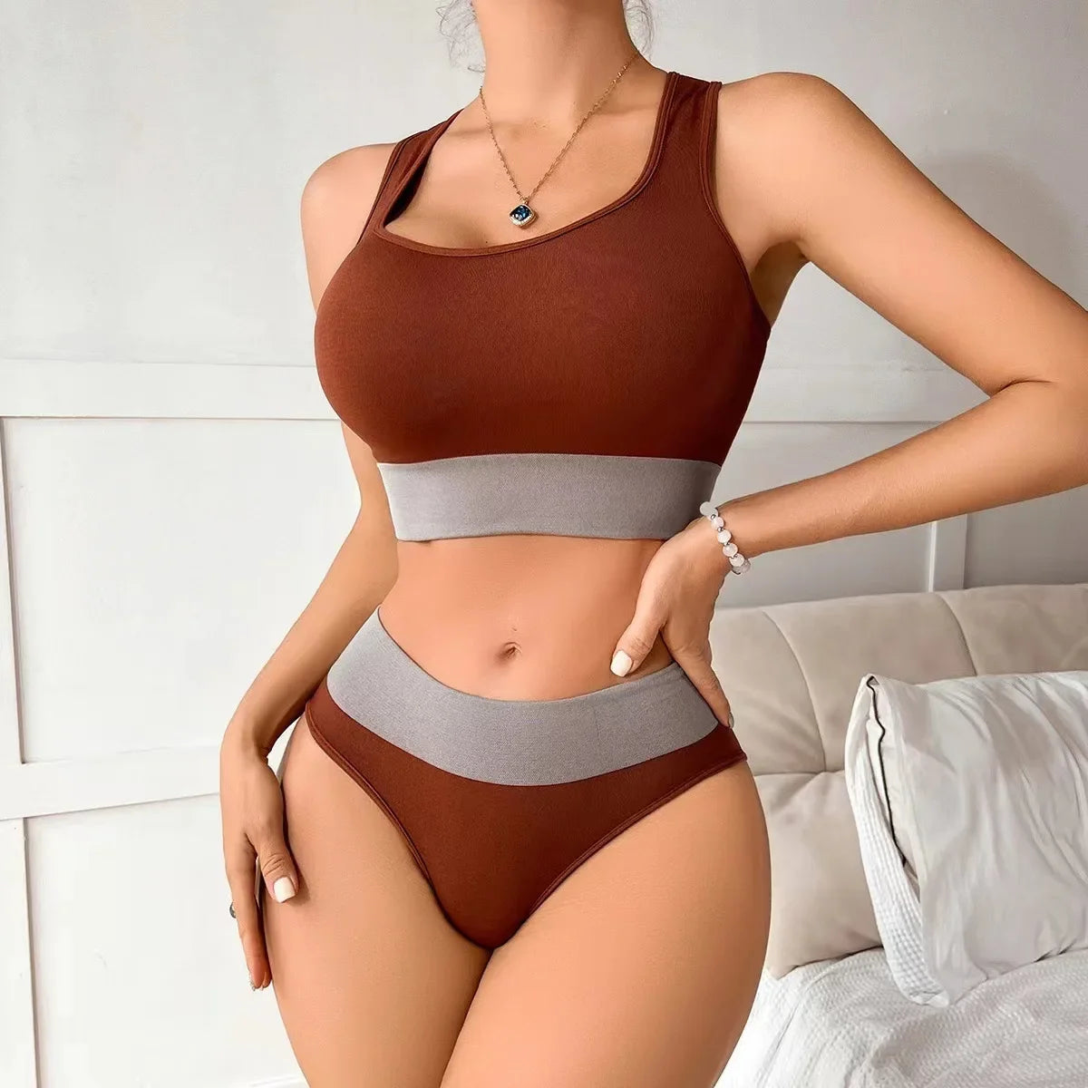 Seamless Mid Waist Comfortable Tank Tops Lingerie Sports Underwear Set