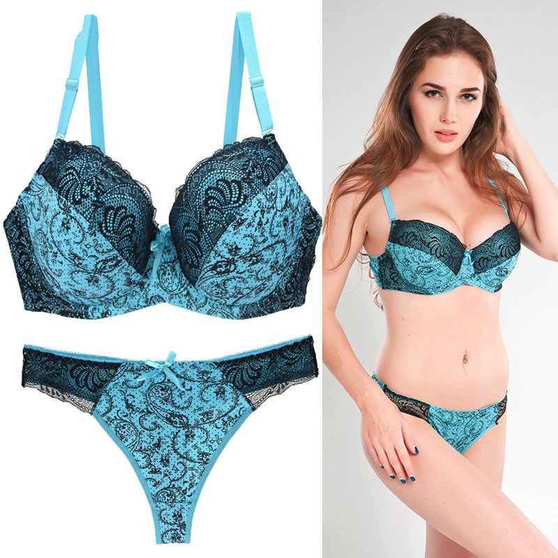 Floral Printed Plus Size Lace Bridal Bra And Panty Set