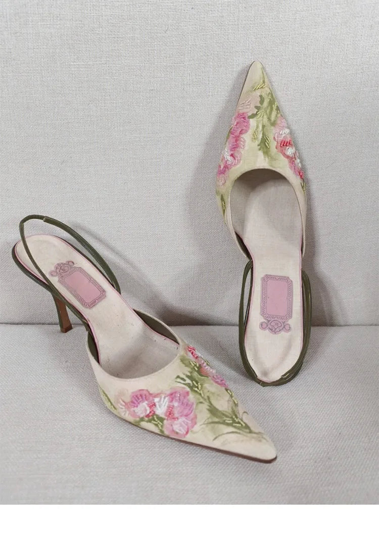 Pointed Embroidered Shoes Retro High Heels Elegant Design Pumps