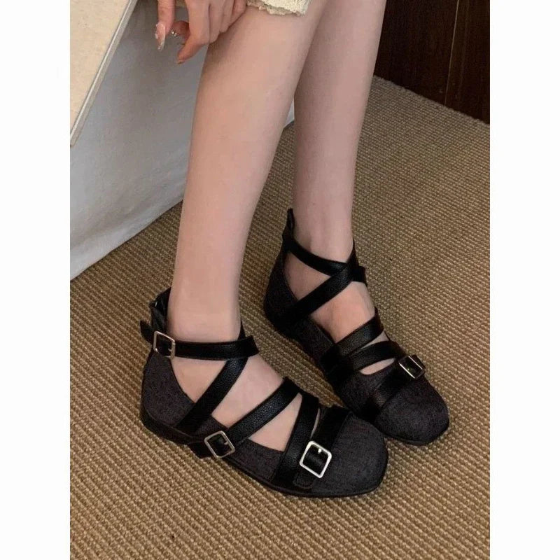 Design Round Toe Ballet Flats Ins Style Buckle Belt Ballerina Shoes Light Comfortable Leisure Girls Footwear