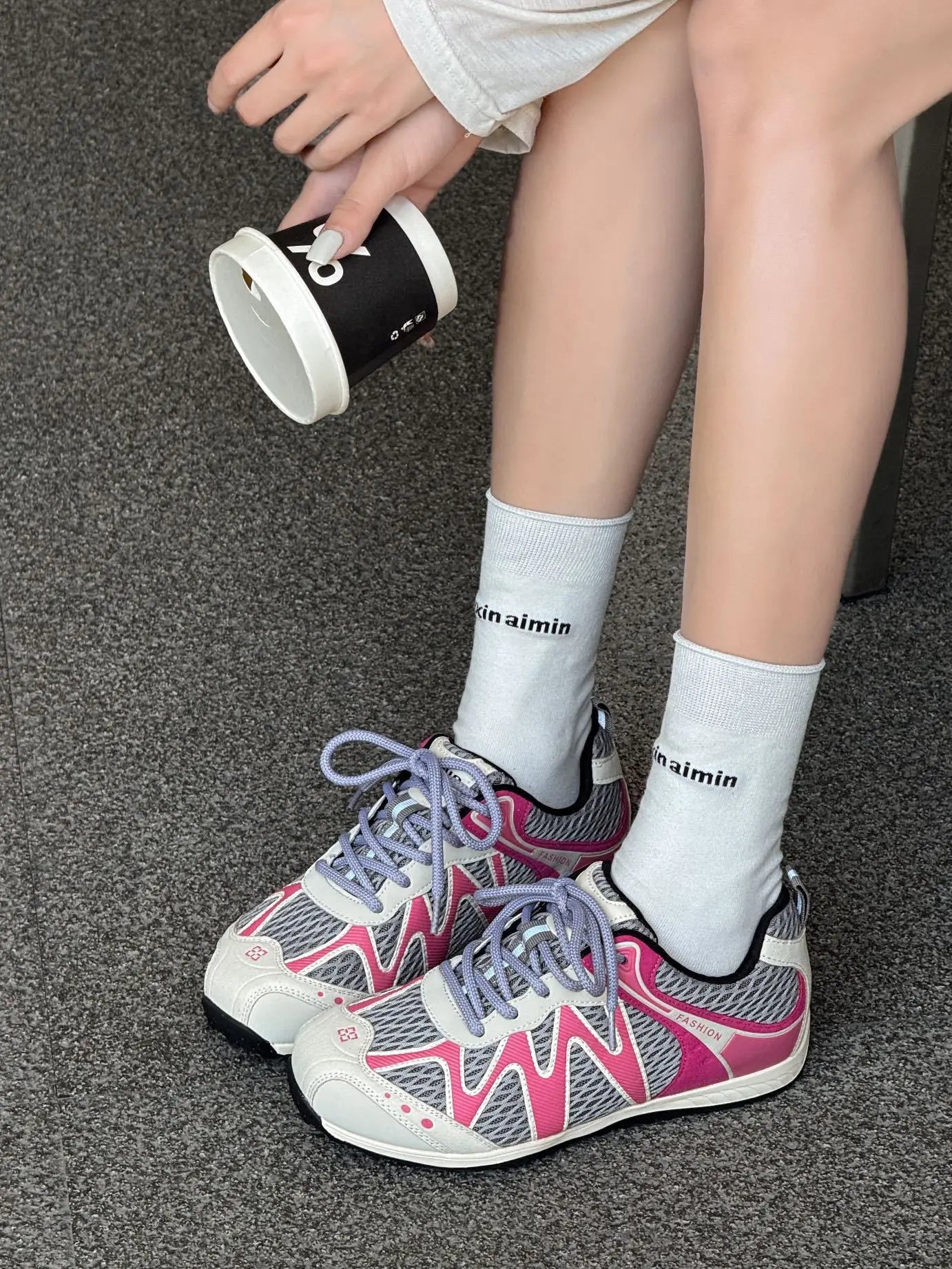 Sneakers Breathable Lace Up Running Shoes Outside Soft Soled Lightweight Comfortable Sneakers