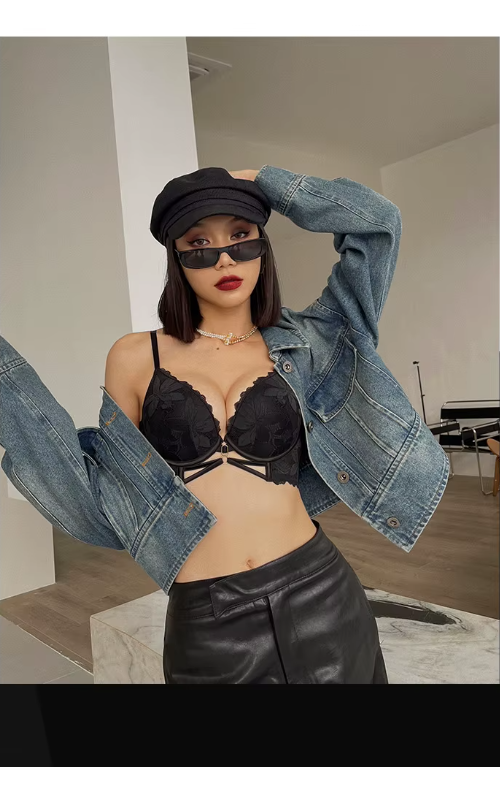 Lace Embroidery Deep V Push Up Brassiere Bra and Panties Set