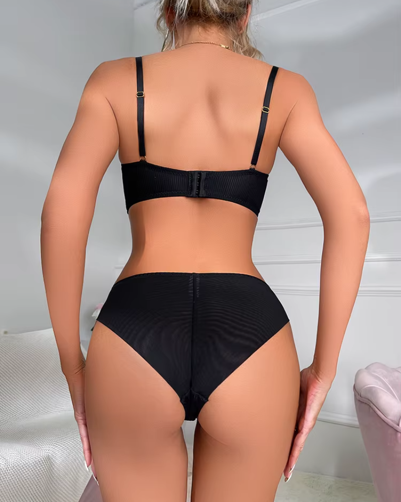 Gathering Comfortable Anti Sagging Underwear Push Up Bra Set