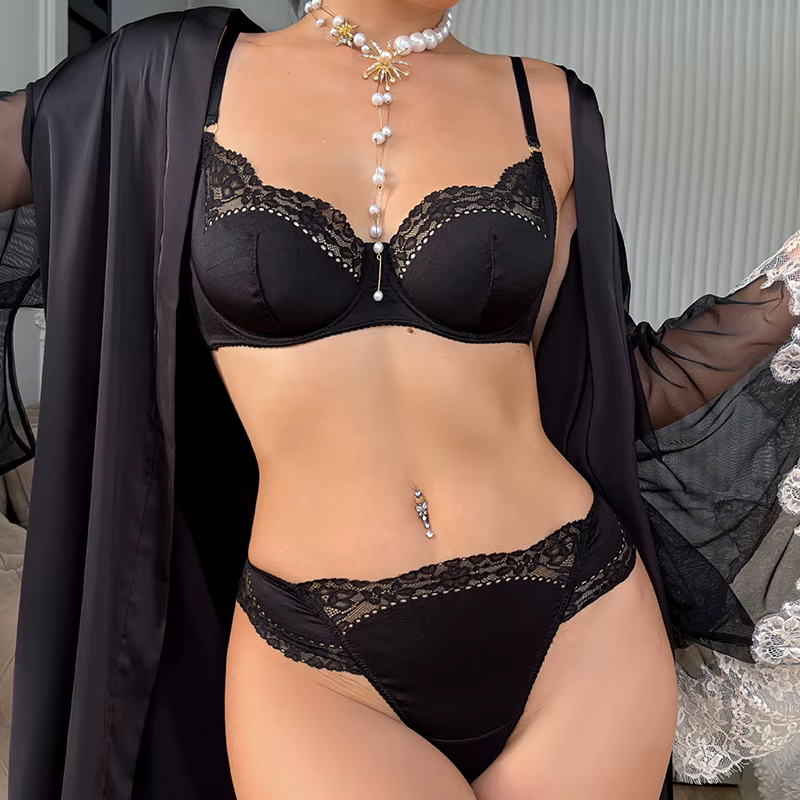 Luxury Ultrathin Lace Brassiere Breathable Bra Panties Set