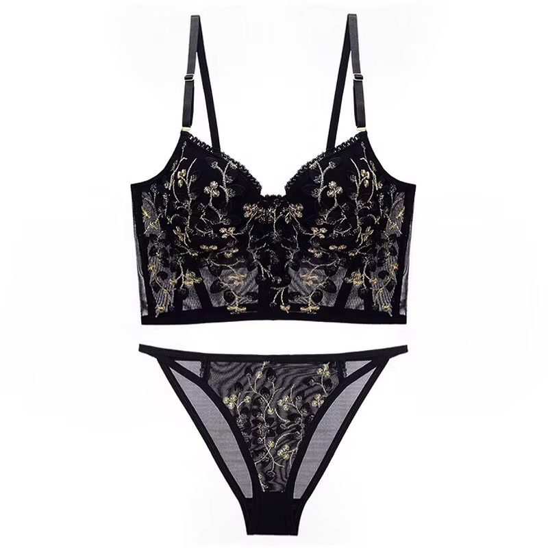Embroidery Lace Soft Rubber Bra And Panty Soutine Gorge Corset